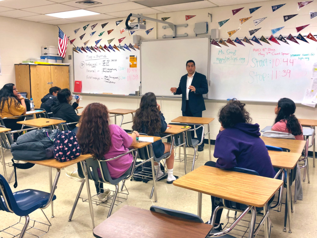 Manny Rodriguez, the Foundation's chief technology officer and CISO, shares his expertise on careers in tech with Loudoun County Public Schools high school juniors.